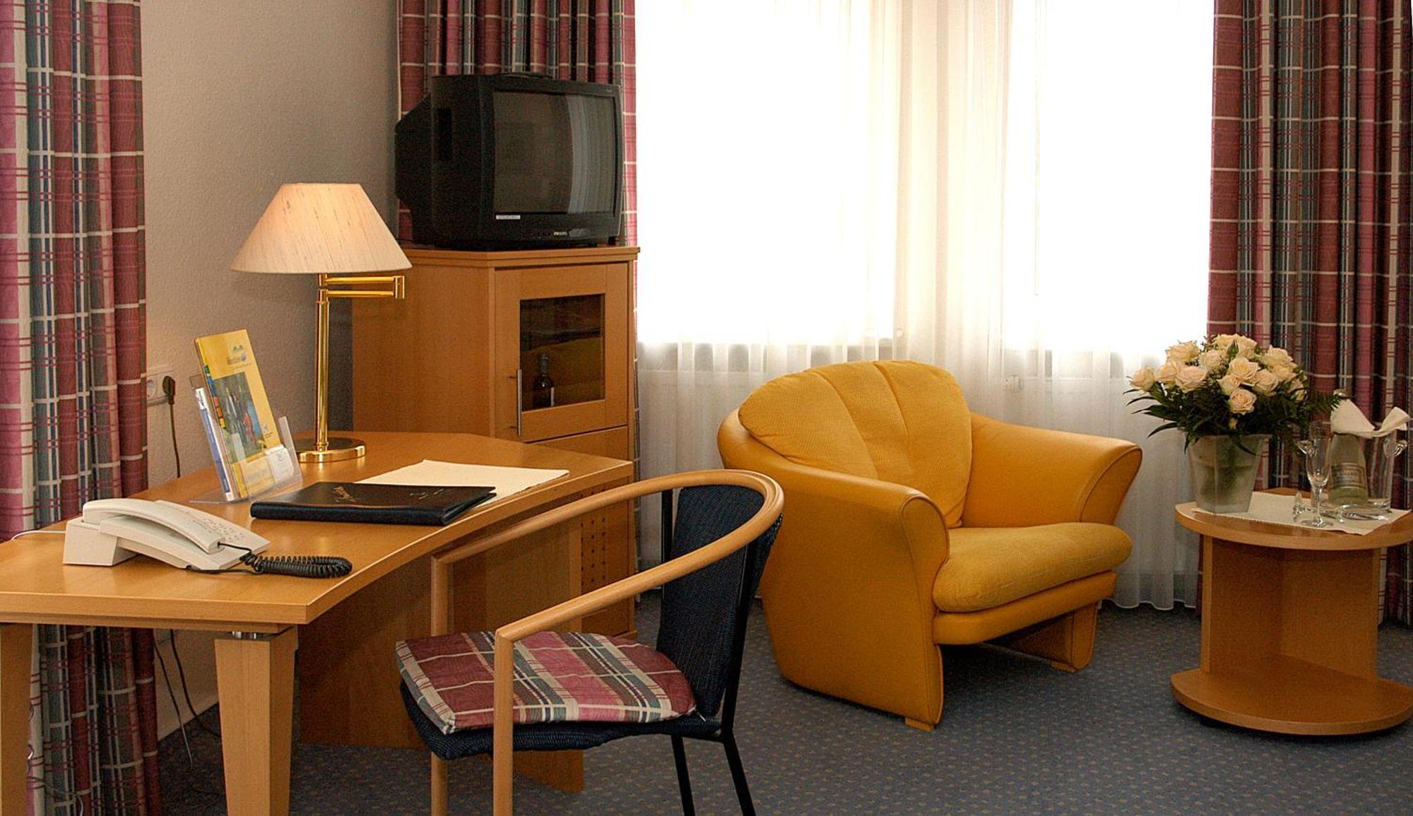 Hotel & Apartments Leugermann Ibbenbueren Room photo
